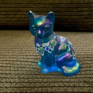 Rare Fenton Art Glass Sitting Cat Figurine Celeste Blue Carnival H P - Excellent